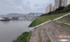 7月12日，长江洪峰过境万州，水位上涨十余米……