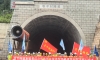两条隧道同日贯通！渝万高铁建设全面进入冲刺阶段。
