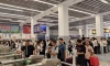 万州交通枢纽汽车站迎假期首波客流高峰。
