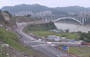万州桐子园沿江连接道正式通车。