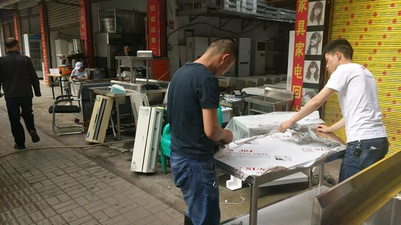 趁年轻就去寻找自己的梦-3.jpg