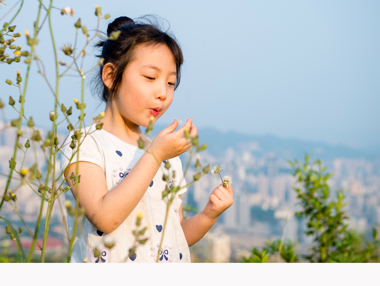 纯真可爱的小女孩