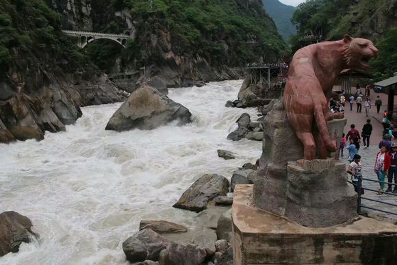 更一贴16年去云南旅游的攻略，玩了十天，吃住行共花了两千五。-7.jpg