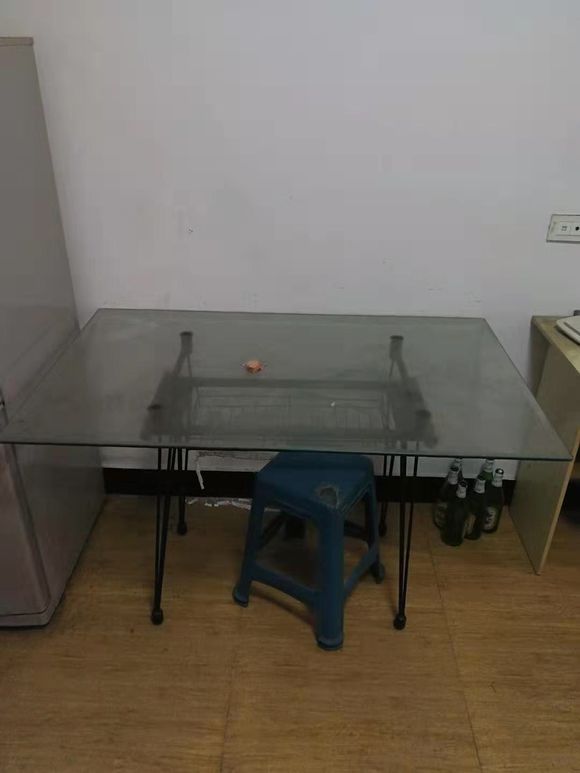 有没有要床啊桌子板凳的  自己来搬  不要钱-1.jpg