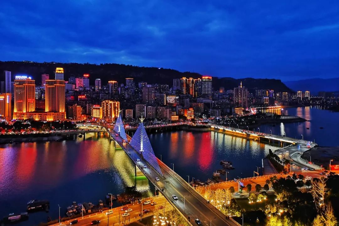 爱在新三峡，美在渝东北