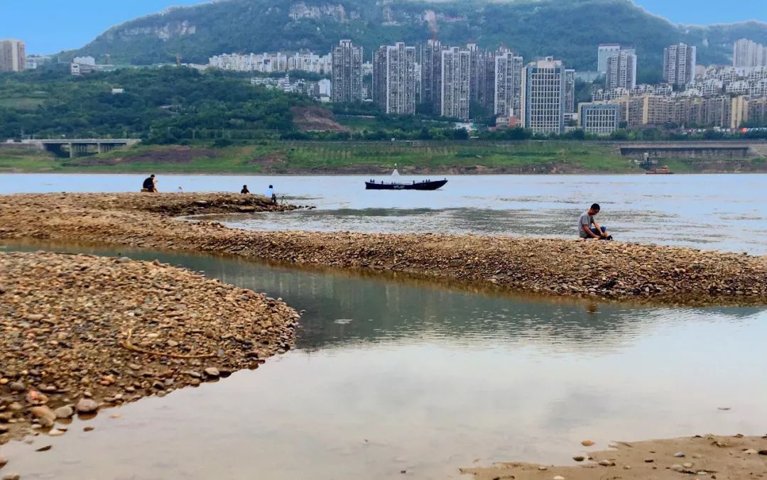 又见长江“红沙碛”