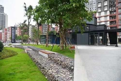 万州首个创意集市广场