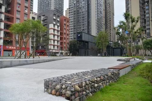 万州首个创意集市广场