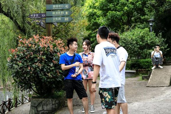 上班归上班，娱乐归娱乐，公司团建贼安逸-3.jpg