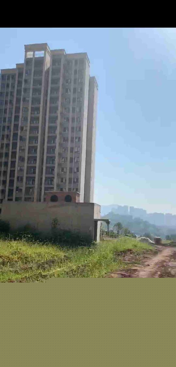 万州蓝湖彼岸小区已售80%，承诺资金专款专用，现已过合同交房-2.jpg