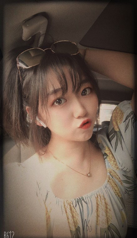 处q友，有小弟弟吗？就是那种天天跟屁股后面喊姐姐的那种？-1.jpg