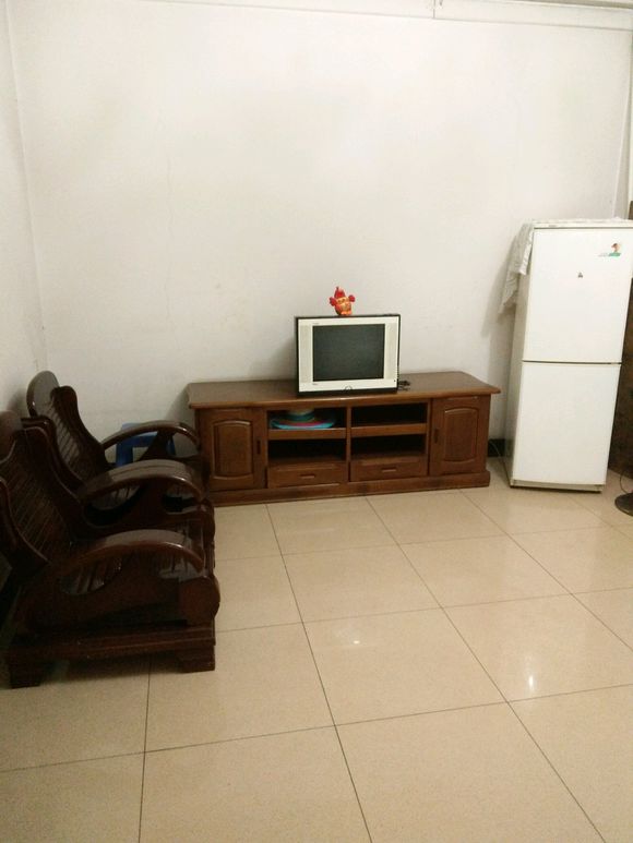 万州源梦二手房太白路店小李等你来买房-1.jpg