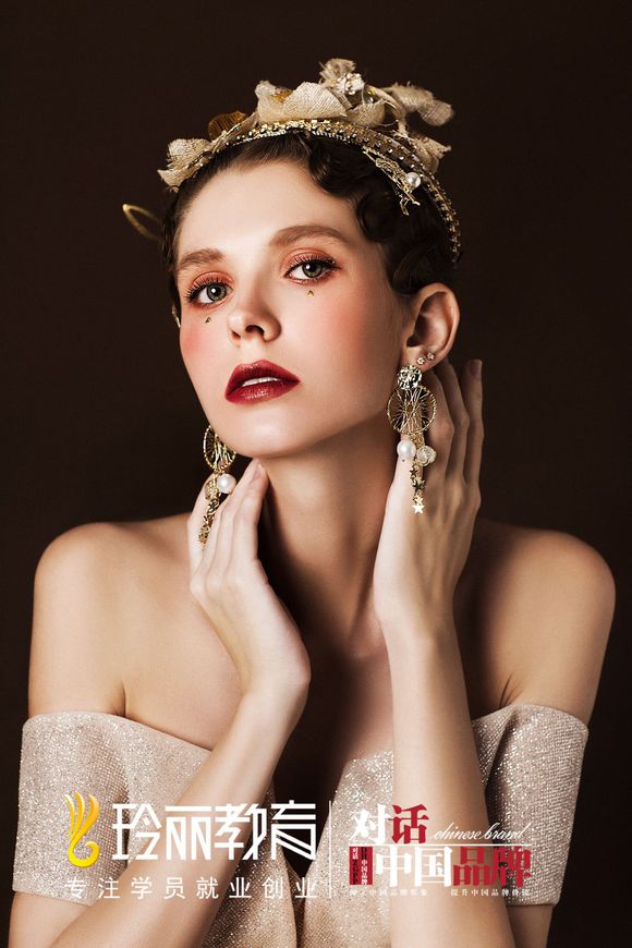 万州化妆学校早间作品欣赏高端复古新娘-1.jpg
