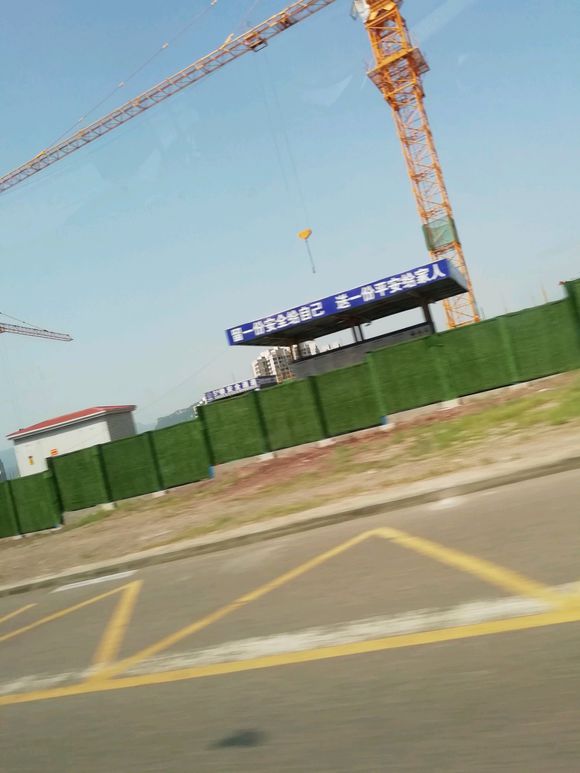 万州高铁绿地集团的房子修成什么样了啊-2.jpg
