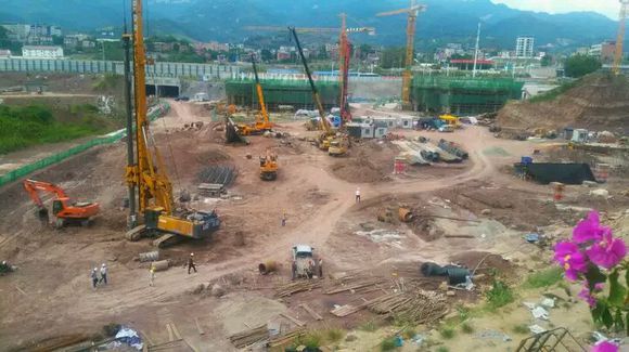 万州高铁绿地集团的房子修成什么样了啊-2.jpg