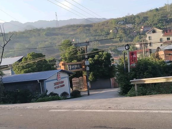 问下，万州二中，手机拍照，考上，大学的，有没有，侵犯他们的隐私-1.jpg