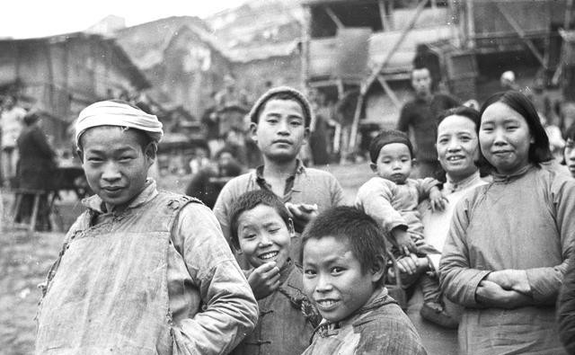 老照片带你穿越到1941年的重庆