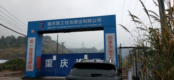有人要奶狗儿的没得？路边沟沟头捡起来3个奶狗儿，有一个要不行-5.jpg