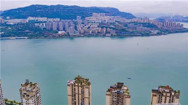 平湖万州风景无限好