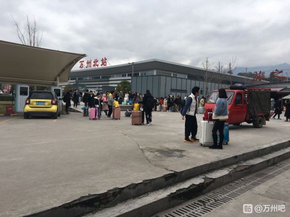 万州与开州浦里快速通道最新及郑万万州铺轨基地正在建设2020-1.jpg