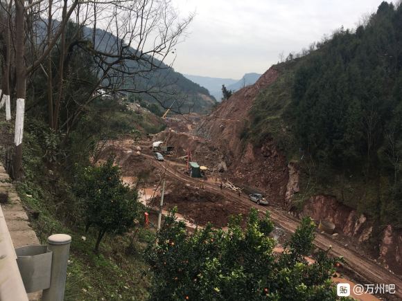 陡步穿越万开铁峰山隧道9千多米行走近15千米2020.1.1-9.jpg