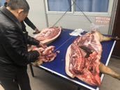 过年吃猪肉了-2.jpg