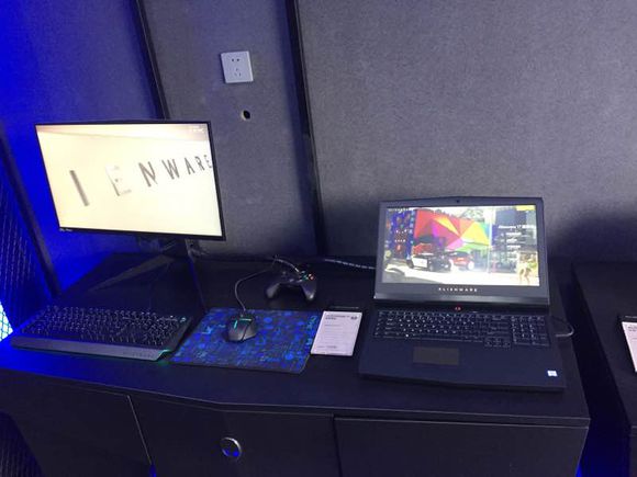 外星人Alienware万州店开业了-2.jpg