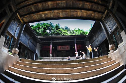 b12c5d46ly1gfm1uozm6wj20dw095my8.jpg