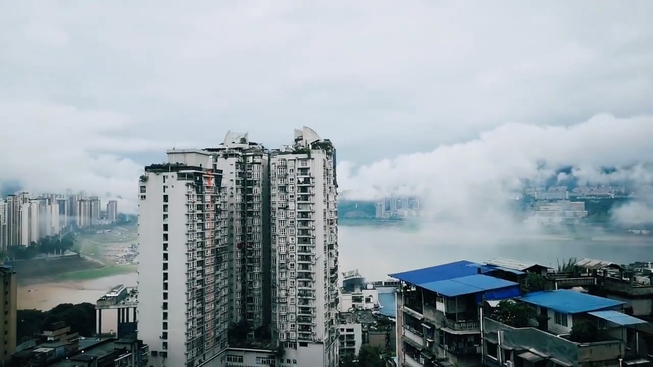 雨后的万州宛如仙境