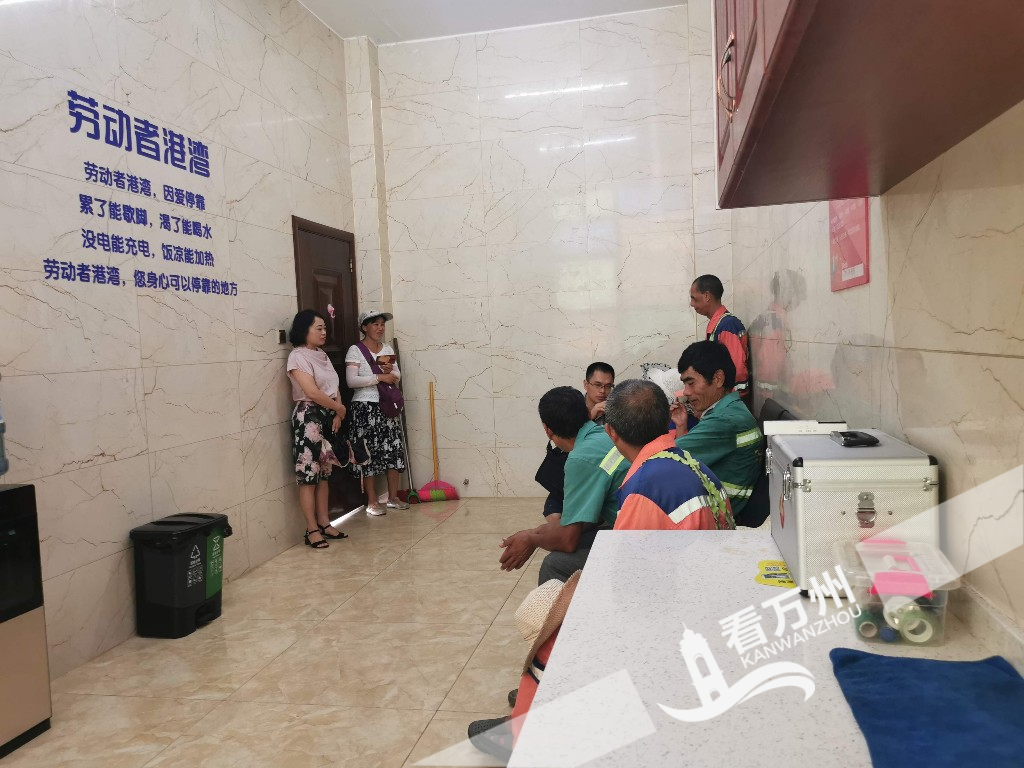 170c6feebcaf687cb5ad8c155d11e58b4834762c.jpg